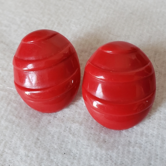 Vintage Cherry Red Wave Bangle and Earrings Set - Picture 3 of 16